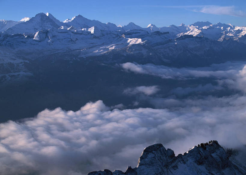 无人,横图,室外,白天,正面,旅游,度假,石头,美景,山,雪,雪山,大雪,瑞士,欧洲,阴影,光线,石子,影子,冰,积雪,景观,山峰,雪景,云,云朵,冬季,冬天,山峦,首都,云彩,娱乐,伯尔尼,蓝色,白云,蓝天,天空,阳光,自然,天,享受,休闲,景色,放松,寒冷,晴朗,冰冷,自然风光,中欧,严寒,瑞士联邦,冰凉,酷寒,凛冽,凛凛,极冷,伯尔尼州,少女峰,因特拉肯,石块,岩石,晴空,彩图