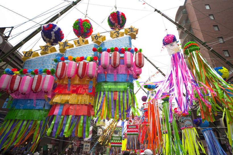 无人,横图,彩色,室外,白天,仰视,爱情,旅游,度假,美景,神奈川,日本,情人节,亚洲,悬挂,节日,七夕,庆祝,装饰,景观,神奈川县,浪漫,文化,娱乐,球,三个,自然,庆典,享受,休闲,球体,温暖,温馨,景色,恩爱,放松,纪念,华丽,修饰,点缀,和睦,自然风光,东亚,本州,七夕节,关东地方,本州岛,日本国,衬托,美观,雅致,雅观,织女,牛郎,乞巧节,彩图,低角度拍摄,融洽