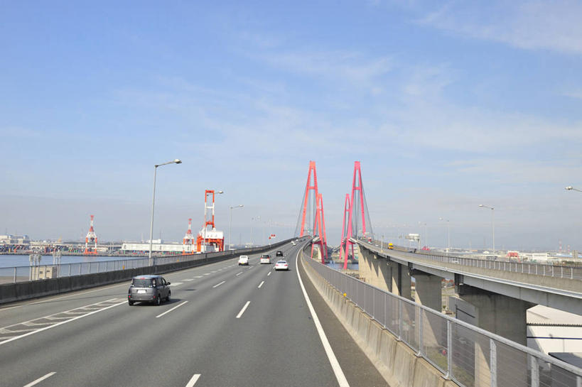 无人,横图,室外,白天,正面,度假,美景,城市风光,城市,道路,路,路灯,公路,汽车,照明,爱知县,日本,亚洲,阴影,光线,影子,景观,云,云朵,高架,桥,灯光,分界线,停车线,交通,云彩,娱乐,车,灯,蓝色,白云,蓝天,天空,阳光,绳子,交通工具,轿车,天,享受,休闲,景色,放松,吊桥,晴朗,车行道,车行道分界线,绳索,悬索桥,照亮,照明设备,载具,标线,吊杆,高架桥,东亚,车行线,高架道路,跨线桥,本州,本州岛,日本国,中部地方,爱知,锚锭,悬索,晴空,彩图