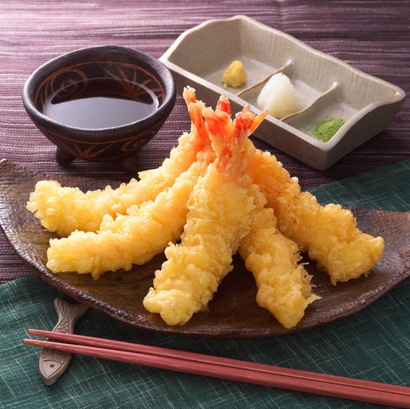 无人,横图,俯视,室内,特写,白天,烹饪,餐桌,筷子,桌子,餐具,一双,阴影,反射,木制,碟子,盘,影子,调料,肉,天妇罗,日本料理,料理,食品,筷架,调味品,调味料,筷枕,文化,传统,酱油,菜肴,美食,肉类,食物,盘子,木制品,容器,碟,碗,日式料理,日式,摄影,佳肴,影棚,餐台,储藏,礼节,虾肉,筷子架,储存,礼仪,肉食,天麸罗,豉油,海鲜天妇罗,进餐用具,彩图,高角度拍摄,影棚拍摄,拍摄,贮存