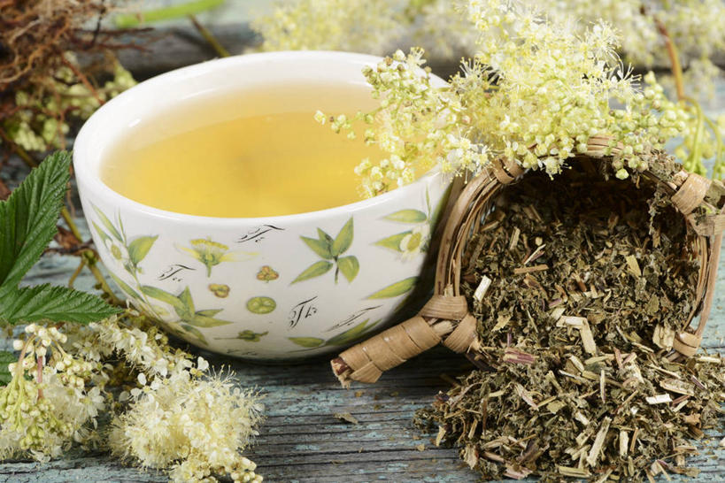 无人,横图,俯视,室内,特写,白天,幸福,植物,餐桌,茶,桌子,绣线菊,一堆,许多,阴影,堆叠,堆积,反射,滤器,影子,勺子,陶瓷,茶叶,草药,药草,陶瓷制品,饮品,娱乐,中药,一个,容器,碗,花茶,祈福,享受,休闲,温馨,放松,乐趣,保健,养生,单个,餐台,储藏,堆,花草茶,舒适,储存,努力,药材,中草药,漏勺,中药材,本草,香花茶,香片,熏花茶,蚂蝗梢,彩图,高角度拍摄,贮存