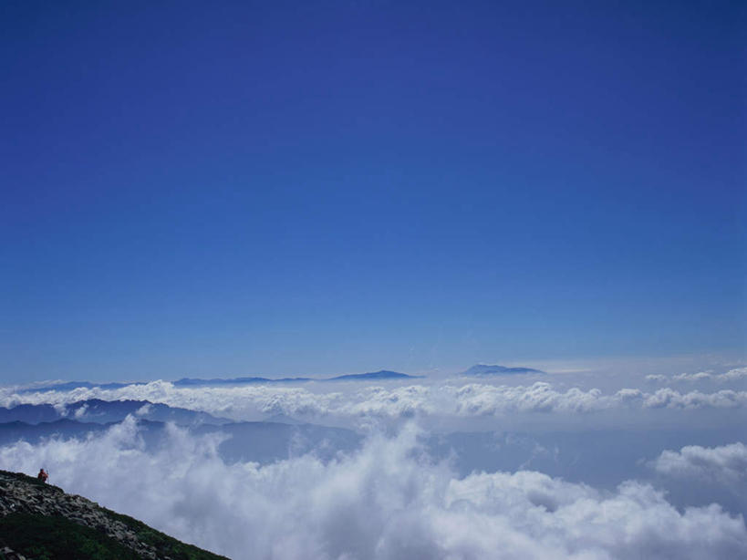 无人,横图,室外,白天,正面,旅游,度假,石头,美景,山,山脉,长野县,日本,亚洲,石子,景观,山顶,山峰,云,云朵,云海,山峦,云彩,娱乐,蓝色,白云,蓝天,自然,群山,夏天,享受,休闲,景色,放松,晴朗,自然风光,东亚,本州,本州岛,日本国,中部地方,长野,颠峰,极峰,石块,岩石,晴空,彩图