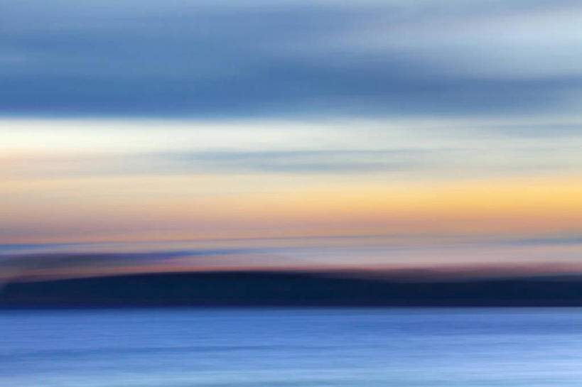 无人,横图,室外,白天,正面,旅游,度假,美景,日落,华盛顿,美国,朦胧,模糊,景观,水平线,晚霞,霞光,落日,辽阔,海平线,娱乐,自然,黄昏,享受,休闲,广阔,景色,彩霞,放松,一望无际,北美,北美洲,自然风光,美洲,华盛顿州,常绿之州,常青州,北亚美利加洲,亚美利加洲,无边无际,一马平川,夕照,薄暮,夕阳,彩图,傍晚,基萨普县,水天相接,水天一线,斜阳