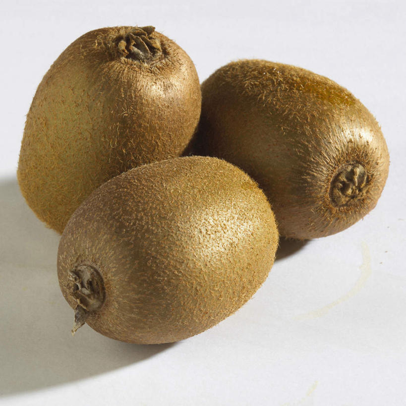 无人,方图,俯视,室内,特写,白天,白色背景,餐桌,桌子,猕猴桃,水果,阴影,新鲜,反射,影子,生食,食品,褐色,果实,食物,三个,摄影,有机食品,绿色食品,影棚,餐台,奇异果,猕猴梨,彩图,高角度拍摄,影棚拍摄,拍摄