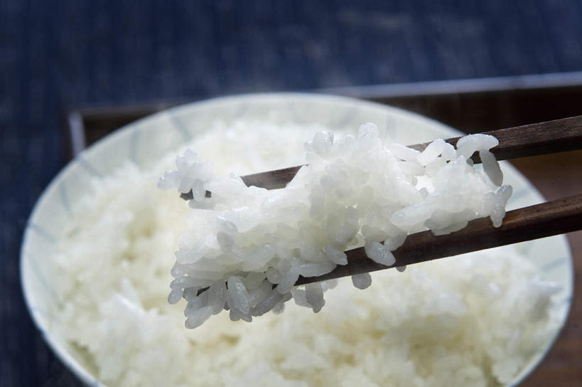 无人,横图,室内,特写,筷子,静物,白米,谷物,日本料理,食品,米,饮食,两个,碗,摄影,简单,清新,健康食物,纯净,彩图,影棚拍摄