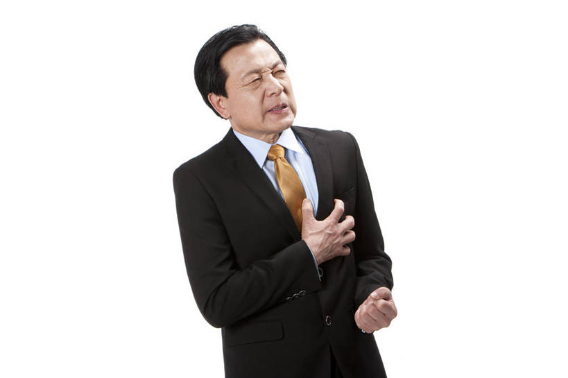 东方人,老年人,一个人,商务人士,商务男性,横图,留白,白色背景,正面,衬衫,商务,中国,亚洲,仅一个男性,弯腰,套装,职业,疲倦,生病,皱眉头,摄影,主席,影棚,疲劳,领导,疲惫,经理,摄影棚,痛苦,肖像,商务装,困乏,工薪阶层,东亚,疲乏,委顿,疲困,疲顿,疲钝,倦怠,怠倦,心脏病,把握,老年男性,男人,男性,亚洲人,中国人,拳头,白领,上班族,触摸,半身,彩图,影棚拍摄,衬衣,拍摄,胸痛,首席执行官,掌控