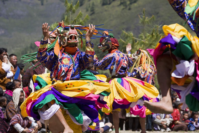 东方人,观众,跳舞者,站,横图,彩色,室外,白天,正面,旅游,度假,跳舞,美景,山,山脉,树林,植物,不丹,亚洲,阴影,服装,节日,生气,鲜艳,光线,影子,景观,山峰,山峦,许多人,美丽,注视,黄种人,漂亮,文化,娱乐,树,树木,衣服,绿色,阳光,自然,群山,观察,看,祈祷,站着,一群人,享受,休闲,健康,景色,放松,活力,许愿,宗教,服饰,信仰,茂盛,生长,成长,观看,纪念,生机,五颜六色,祈求,连绵,繁茂,色彩斑斓,察看,优美,绵延,衣着,穿着,关注,自然风光,南亚,摩登,五彩缤纷,艳丽,舞姿,兴旺,五彩斑斓,昌盛,衣饰,斑斓,标致,瑰丽,娇艳,锦绣,娟秀,俊丽,绵亘,奇丽,俏丽,时兴,秀丽,昌隆,畅旺,发达,蕃芜,繁盛,富强,隆盛,蓬勃,旺盛,兴隆,兴盛,郁勃,五光十色,不丹王国,活气,平安,亚洲人,观赏人员,舞蹈家,舞蹈演员,舞者,站立,彩图,全身,舞蹈