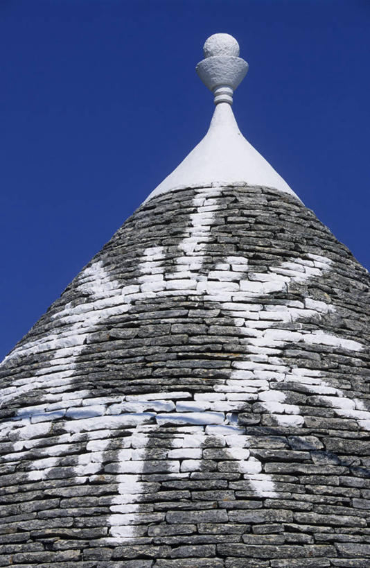 无人,竖图,室外,特写,白天,仰视,绘画,太阳,意大利,欧洲,阴影,艺术,装饰,光线,影子,墙,屋顶,顶棚,文化,壁画,墙壁,墙面,蓝色,蓝天,天空,阳光,天,晴朗,华丽,修饰,点缀,南欧,万里无云,意大利共和国,衬托,美观,雅致,雅观,阿尔贝罗贝洛,普里亚大区,普利亚,晴空,晴空万里,画画,彩图,低角度拍摄,巴里省