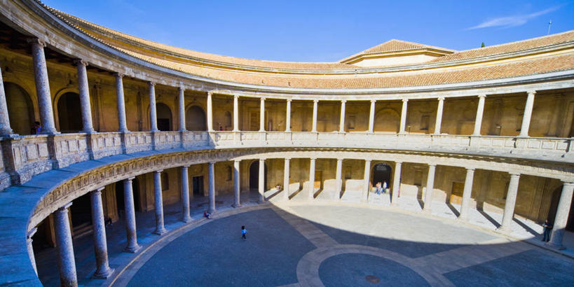 博物馆,宫殿,横图,室外,白天,建筑,西班牙,行人,游客,游人,阴影,柱子,庭院,首都,历史,格拉纳达,路人,旅客,天空,摄影,美术馆,记忆,安达路西亚,过客,步行,彩图