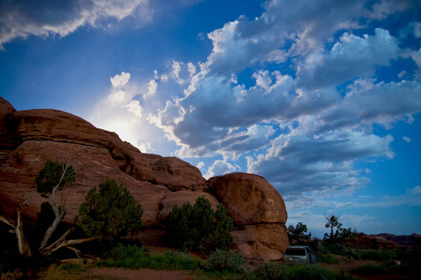 无人,横图,室外,美景,美国,景观,月亮,云,树,风景,天空,自然,黄昏,景色,摄影,宁静,国家公园,岩层,自然风光,峡谷地国家公园,岩石,旅行
