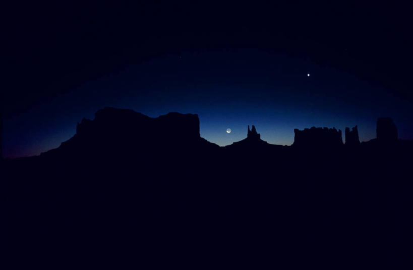 无人,横图,夜晚,山,美国,地形,悬崖,月亮,星星,天空,行星,摄影,金星,亚利桑那,剪影,地貌,纪念碑山谷,岩石,彩图