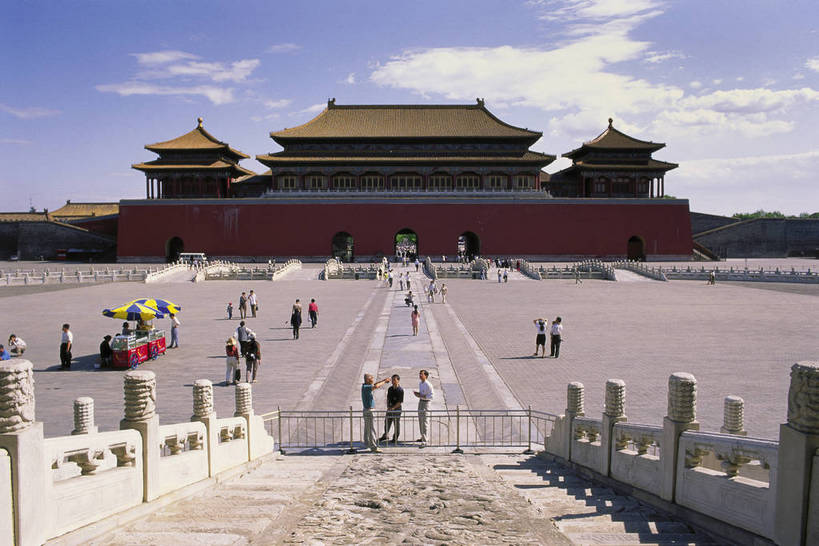 故宫,宫殿,横图,彩色,室外,白天,旅游,度假,名胜古迹,标志建筑,地标,建筑,北京,中国,亚洲,风俗,清澈,遗迹,文化遗产,古迹,历史,文物,娱乐,建设,传统,古建筑,蓝色,天空,紫禁城,天,享受,休闲,远景,旅游胜地,放松,精神,摄影,古代建筑,权威,权利,象征,美好,感受,古文明,东亚,中华人民共和国,权力,权势,太和殿,古代文明,明澈,清彻,清亮,制度,特征,势力,彩图,旅行,bj174