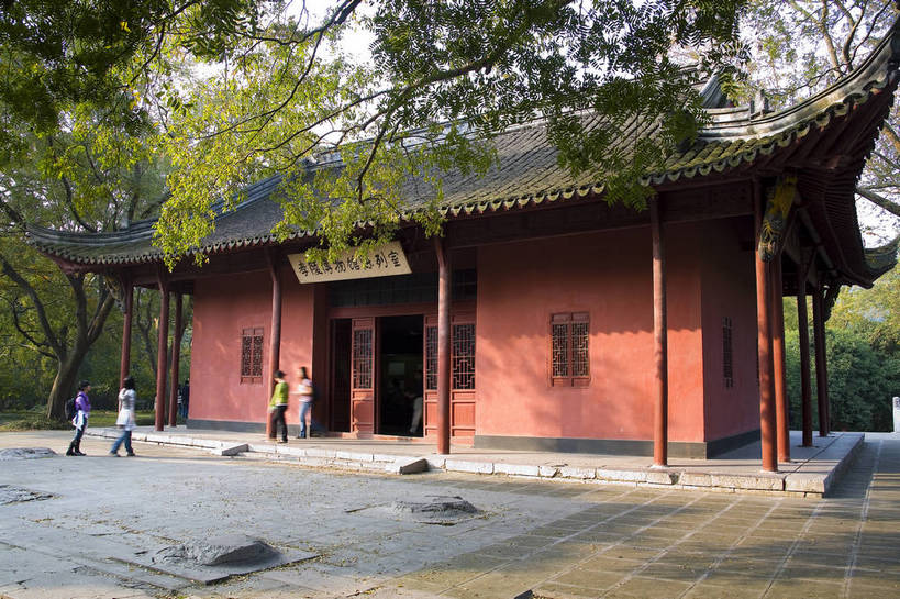 博物馆,横图,彩色,室外,白天,旅游,度假,名胜古迹,标志建筑,地标,建筑,南京,中国,遗迹,图片,建筑群,古典,古迹,文物,娱乐,建设,古建筑,江苏,享受,休闲,旅游胜地,放松,摄影,中国文化,古文明,旅行,孝陵,传统文化,bj174