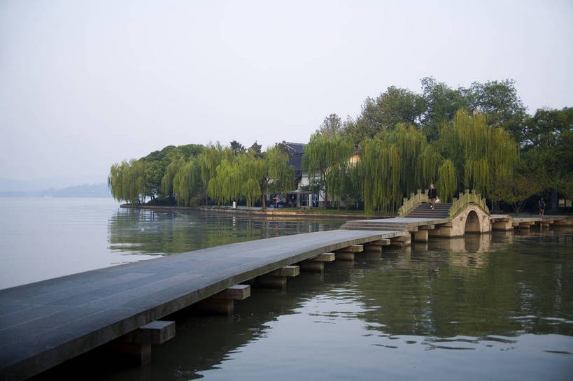 横图,彩色,室外,白天,旅游,度假,美景,名胜古迹,标志建筑,地标,建筑,杭州西湖,西湖,中国,亚洲,遗迹,图片,房屋,楼阁,亭子,屋子,景观,文化遗产,美丽,古迹,文物,娱乐,建设,古建筑,楼房,浙江省,自然,凉亭,湖水,享受,休闲,旅游胜地,景色,放松,摄影,古代建筑,杭州,美好,文明,中国文化,自然风光,古文明,东亚,中华人民共和国,亭台楼阁,彩图,旅行,房子,架空,bj174