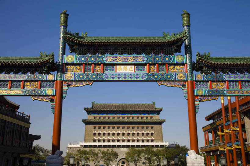 无人,横图,彩色,室外,特写,白天,旅游,度假,美景,名胜古迹,标志建筑,道路,地标,建筑,街道,路,公路,北京,中国,亚洲,遗迹,景观,牌坊,交通,古迹,文物,娱乐,建设,古建筑,蓝天,享受,休闲,旅游胜地,景色,放松,摄影,城楼,古代建筑,前门,古文明,东亚,中华人民共和国,马路,旅行,大栅栏,传统文化,bj174