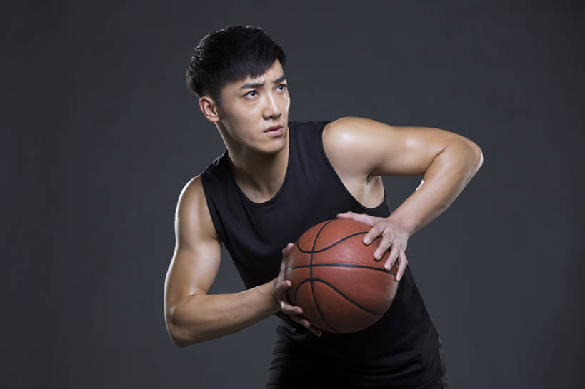 东方人,成年人,一个人,运动员,蹲,跑,横图,留白,正面,运动服,锻炼,快乐,成功,比赛,运动,合作,团队,集体,信心,竞争,北京,中国,亚洲,仅一个男性,仅一个人,弯腰,握,黑色背景,服装,训练,篮球运动员,娱乐,运动器械,队伍,球,仅一个年轻男性,衣服,站着,保养,休闲,健康,健身器械,活力,握着,保健,摄影,服饰,生活方式,迅速,酷,练习,敏捷,体育运动,衣着,成就,穿着,决心,爱好,健身器材,塑身,合伙,挑战,篮球运动,弹性,东亚,衣饰,技能,体育活动,体育,男人,男性,年轻男性,亚洲人,中国人,年轻人,体育运动员,运动选手,半身,彩图,影棚拍摄,健身,运动器材,运动装,盘球,bj175