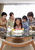tkf001_135974