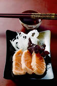 tkf001_685579